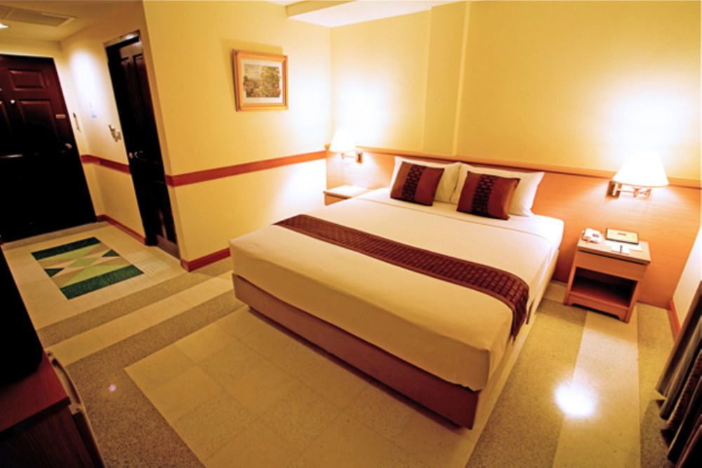 The Ecotel Bangkok Buitenkant foto