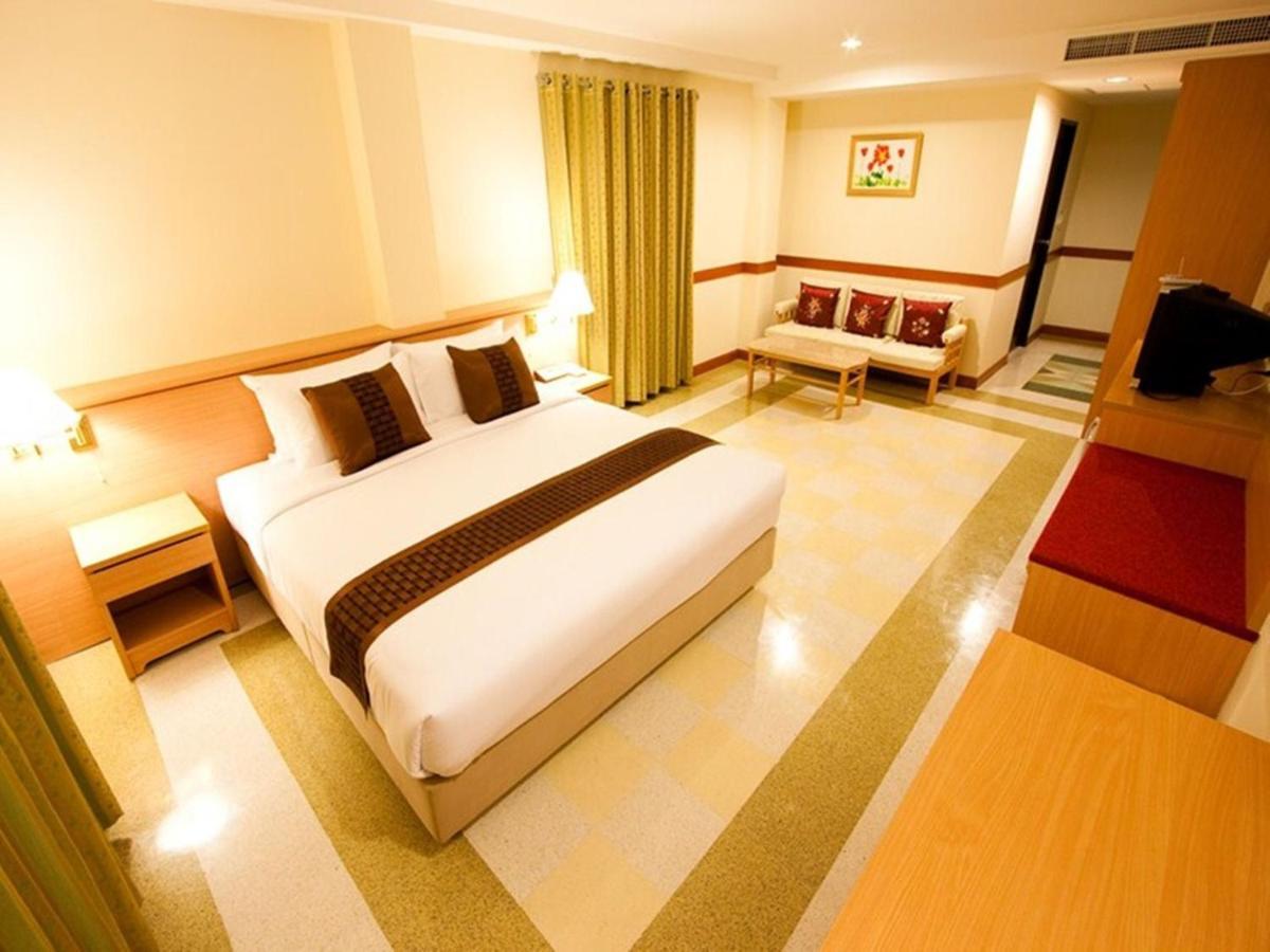 The Ecotel Bangkok Buitenkant foto