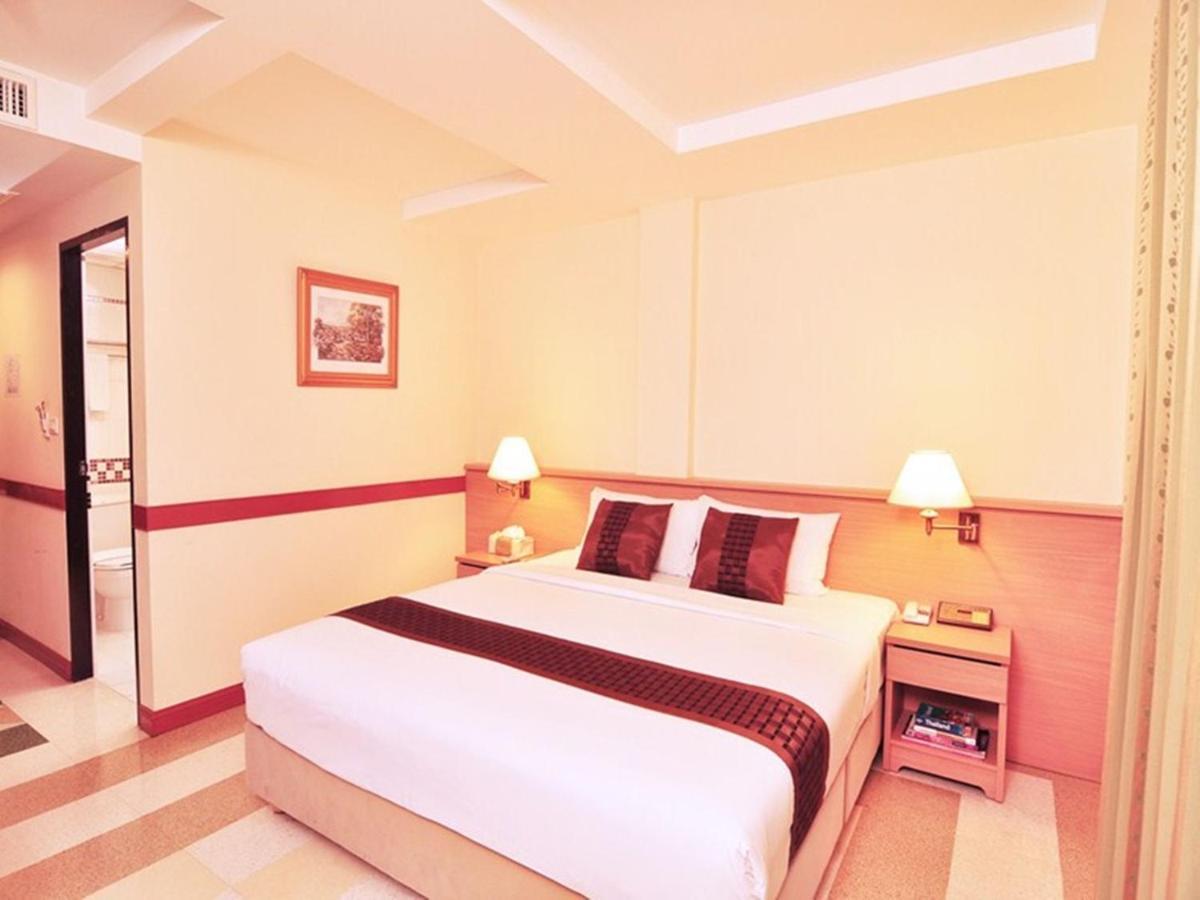 The Ecotel Bangkok Buitenkant foto